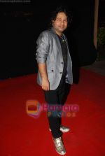 Kailash Kher at IBN7 Super Idols to honor achievers with disability in Taj Land_s End on 19th Jan 2010 (2).JPG